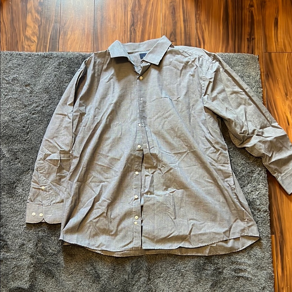 Gray Casual Button Down Shirt with Pointed Collar
